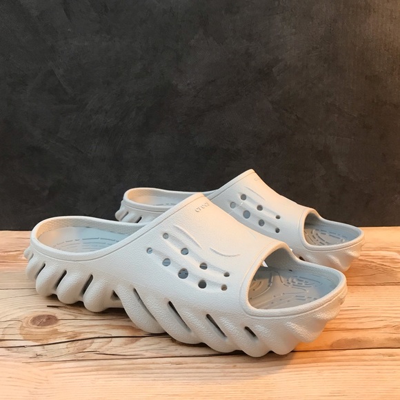 Crocs Echo Slide - Picture 5 of 16